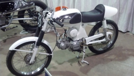 Honda S90? (Duncan says this bike is likely very rare)